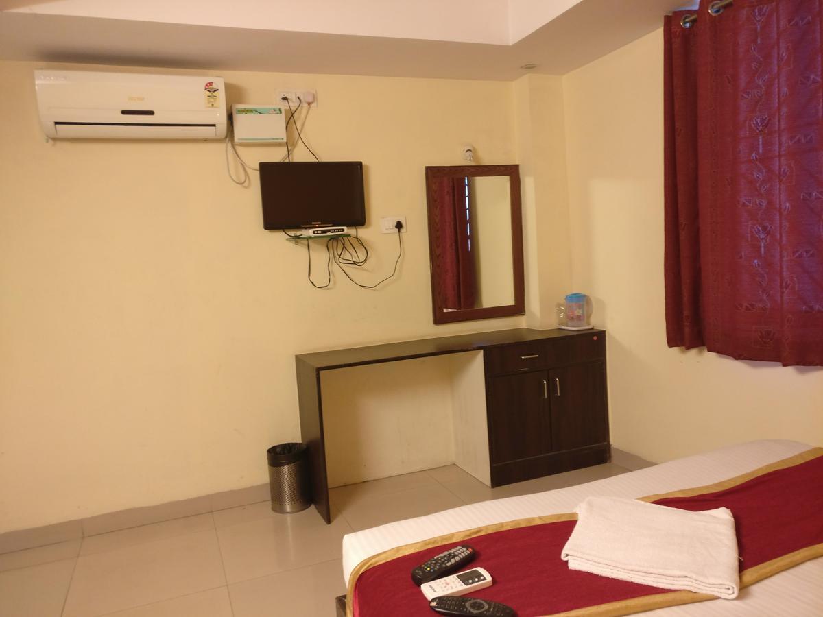 Hotel Skyland Μπανγκαλόρ Εξωτερικό φωτογραφία