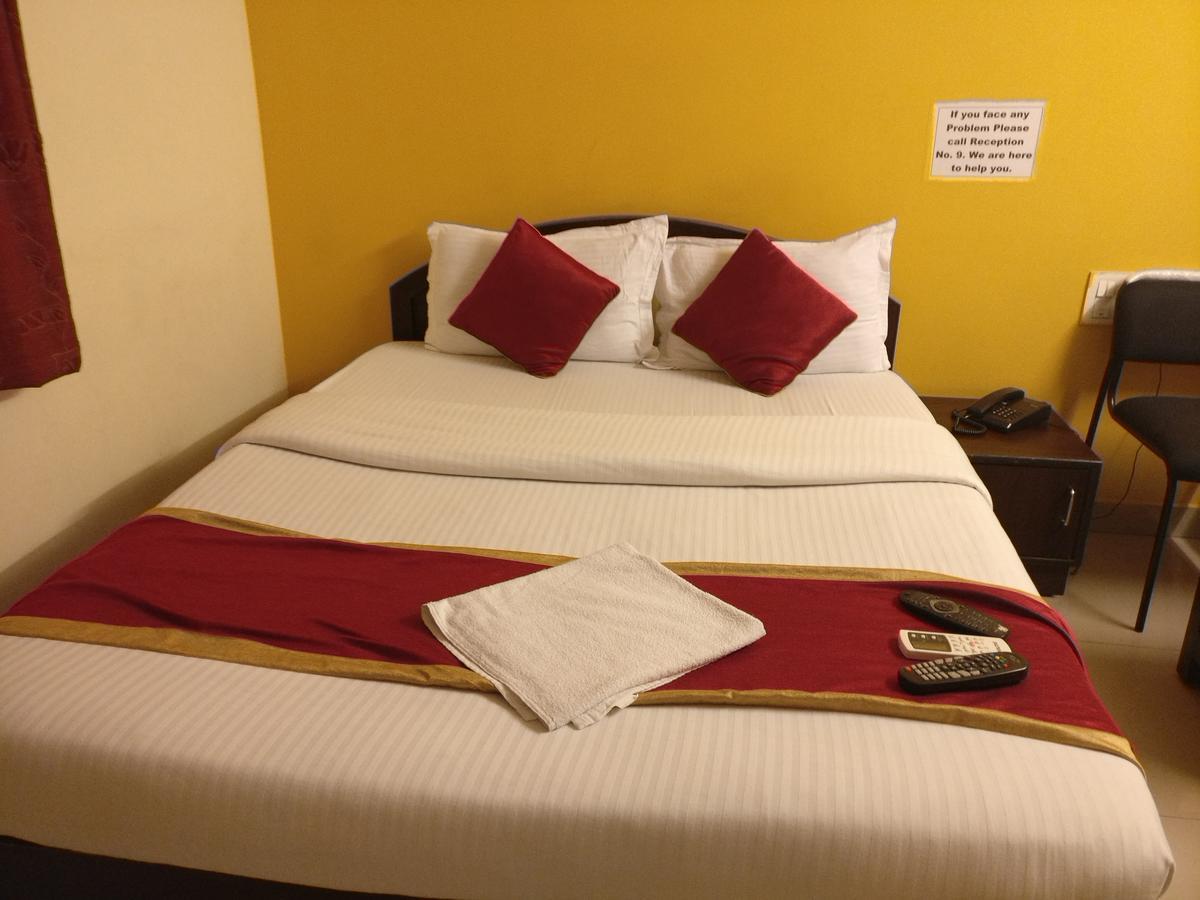 Hotel Skyland Μπανγκαλόρ Εξωτερικό φωτογραφία